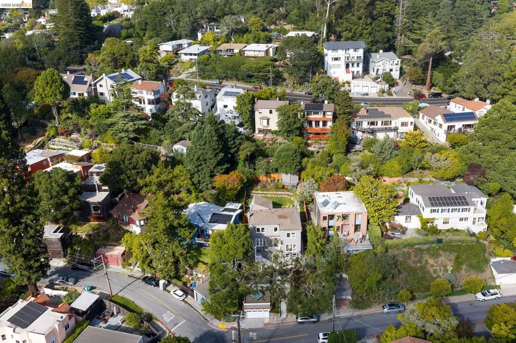 1001 Cragmont Avenue Berkeley CA 94708