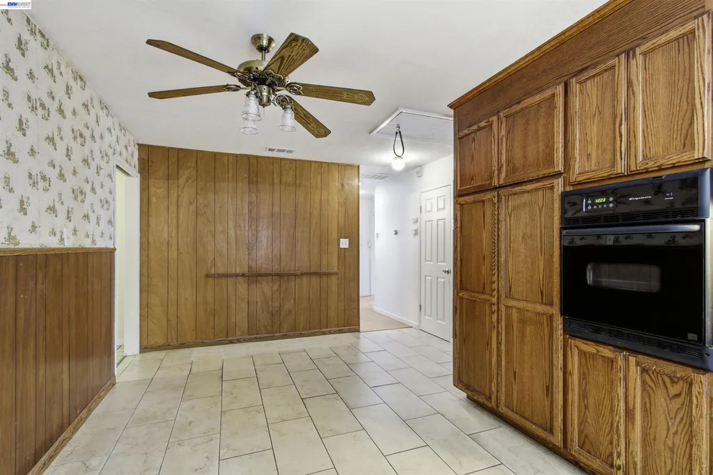 4426 Sacramento Avenue Fremont CA 94538