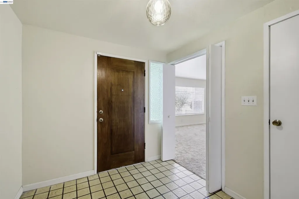 4426 Sacramento Avenue Fremont CA 94538