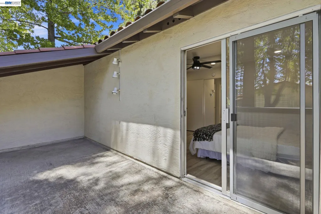 2060 Briscoe Terrace Fremont CA 94539