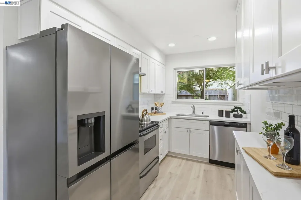 2060 Briscoe Terrace Fremont CA 94539