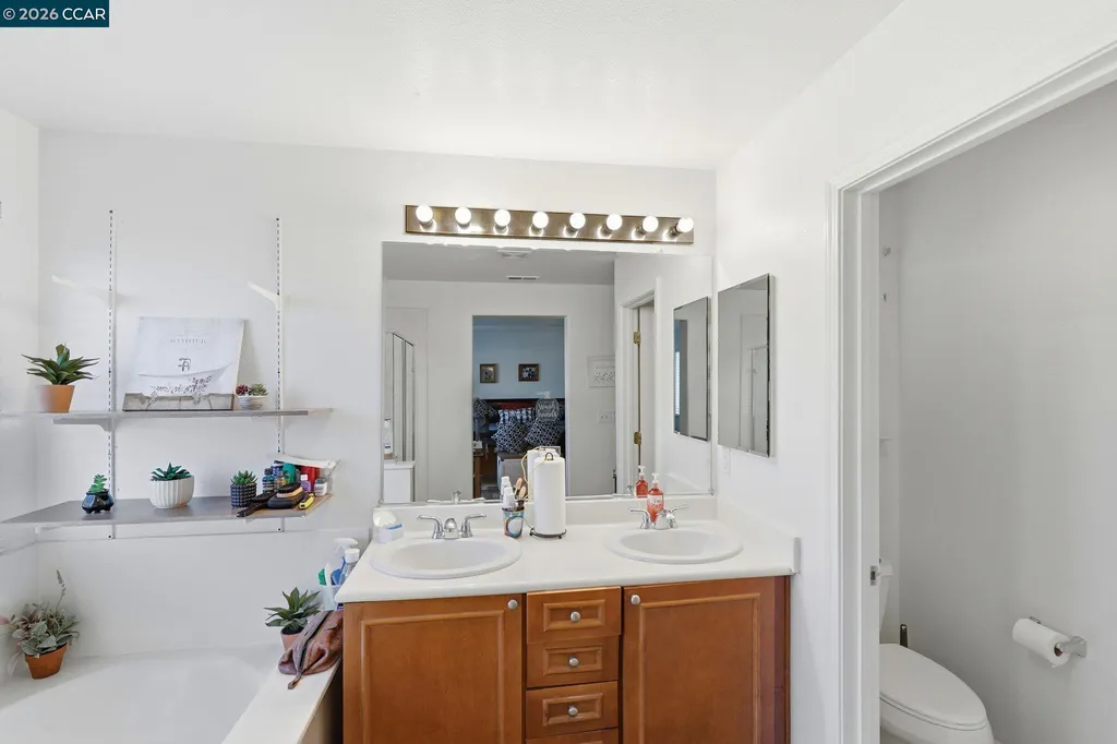356 Turnstone Circle Pittsburg CA 94565