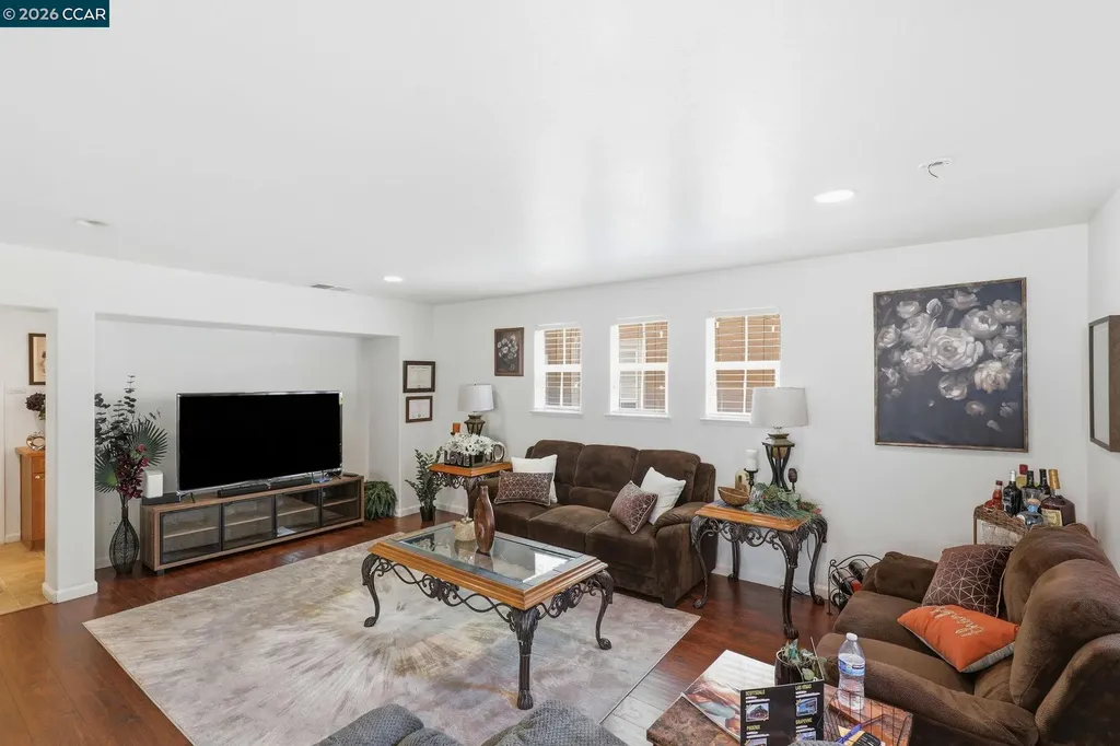 356 Turnstone Circle Pittsburg CA 94565