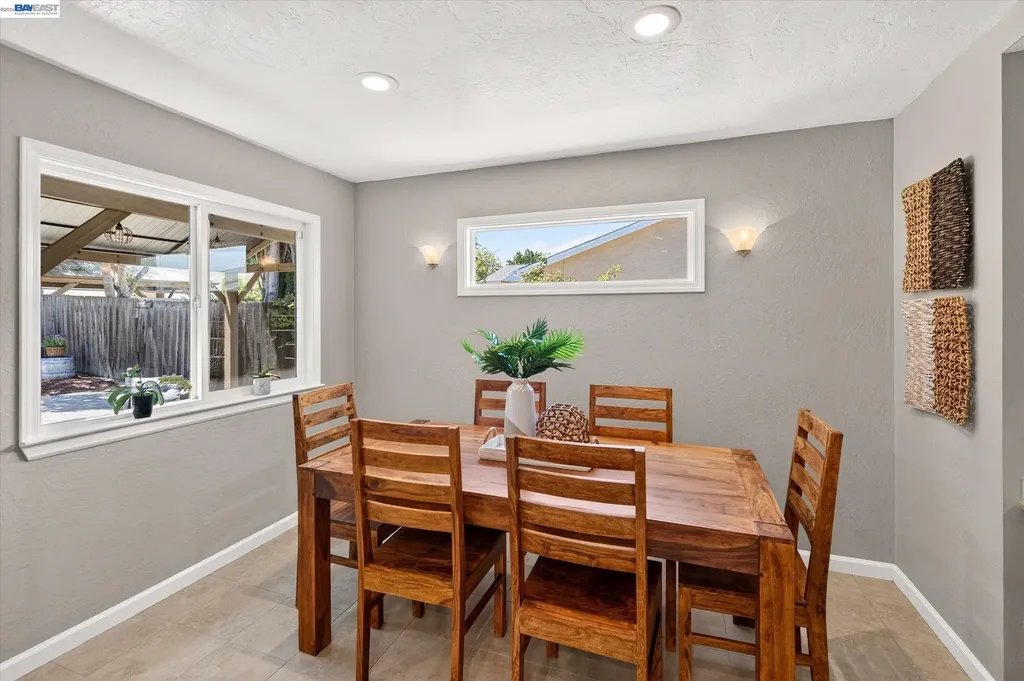 4634 Klamath Court Pleasanton CA 94566