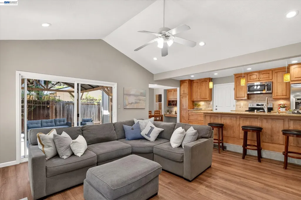 4634 Klamath Court Pleasanton CA 94566