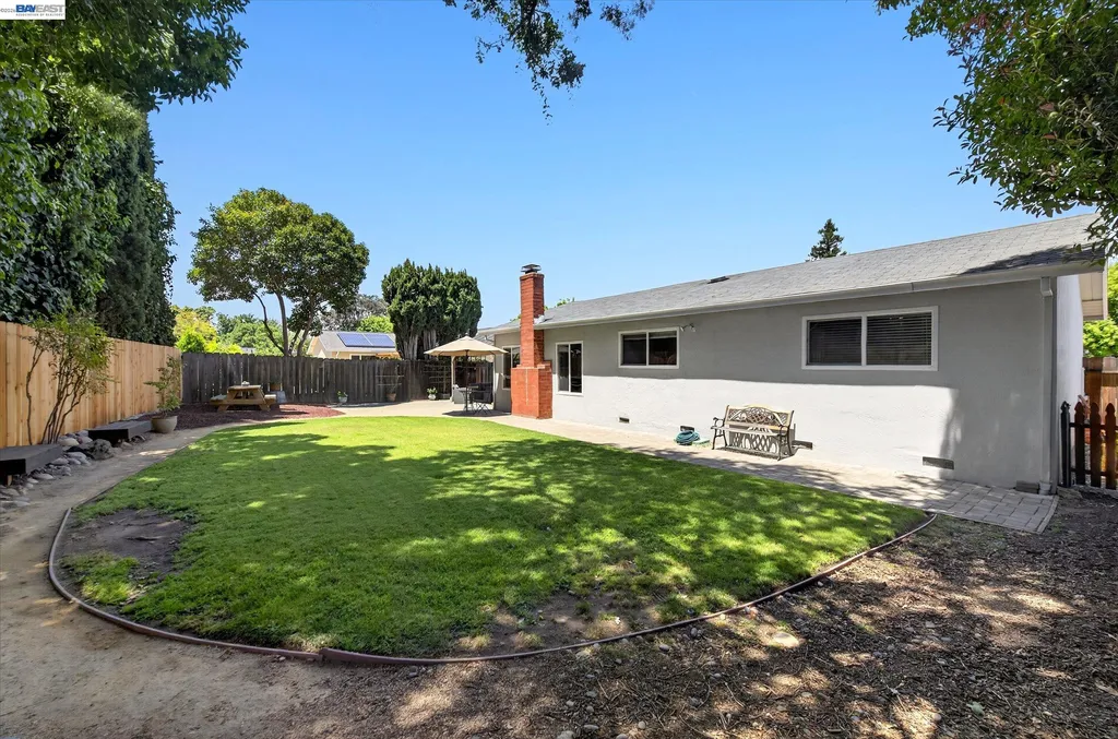 4634 Klamath Court Pleasanton CA 94566