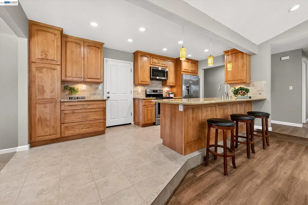 4634 Klamath Court Pleasanton CA 94566