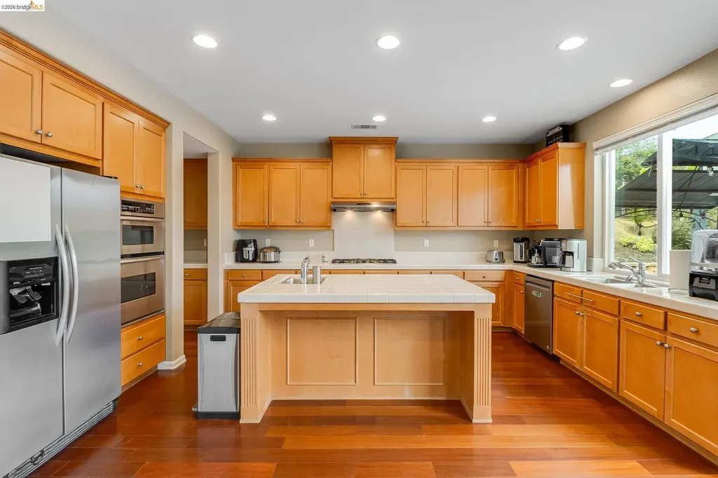 417 Mcallister Drive Benicia CA 94510