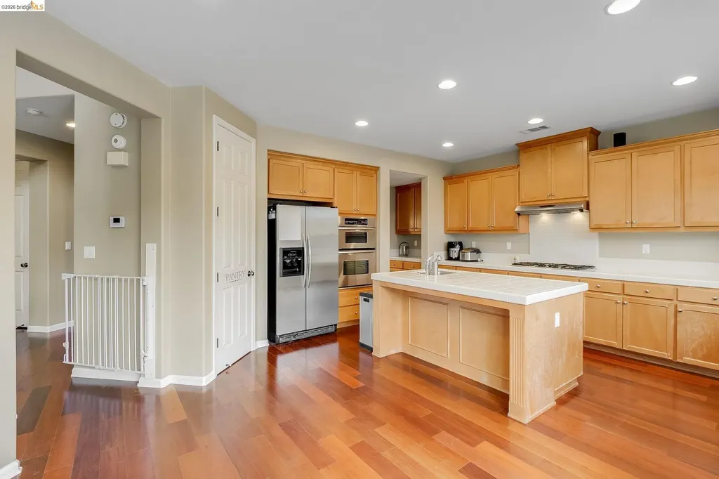 417 Mcallister Drive Benicia CA 94510