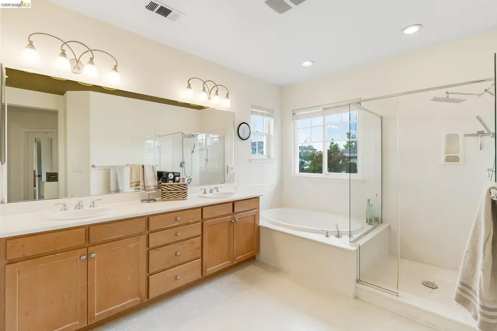 417 Mcallister Drive Benicia CA 94510
