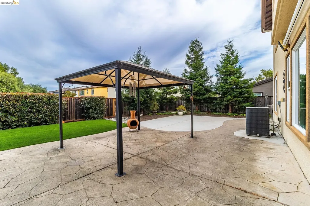 417 Mcallister Drive Benicia CA 94510