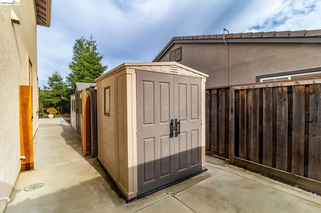 417 Mcallister Drive Benicia CA 94510