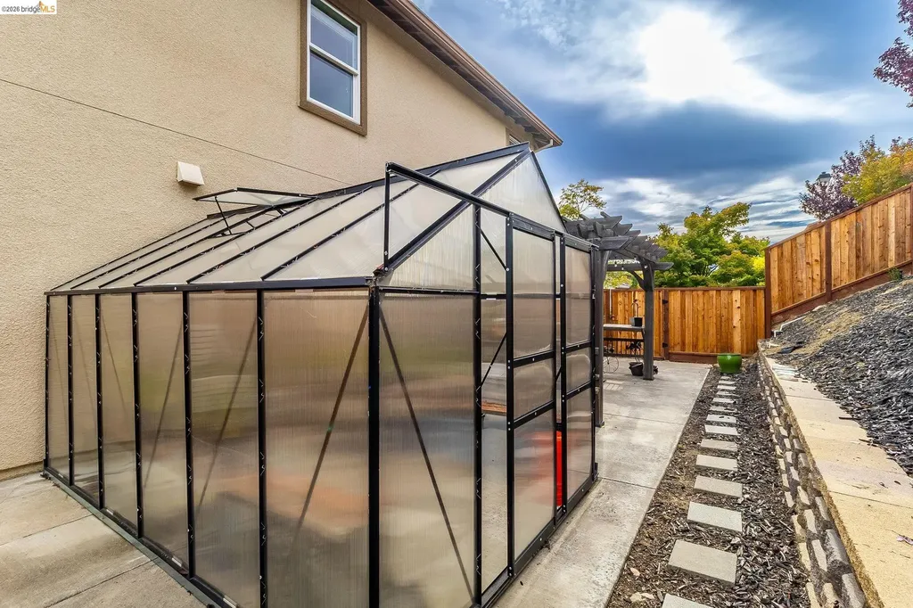 417 Mcallister Drive Benicia CA 94510