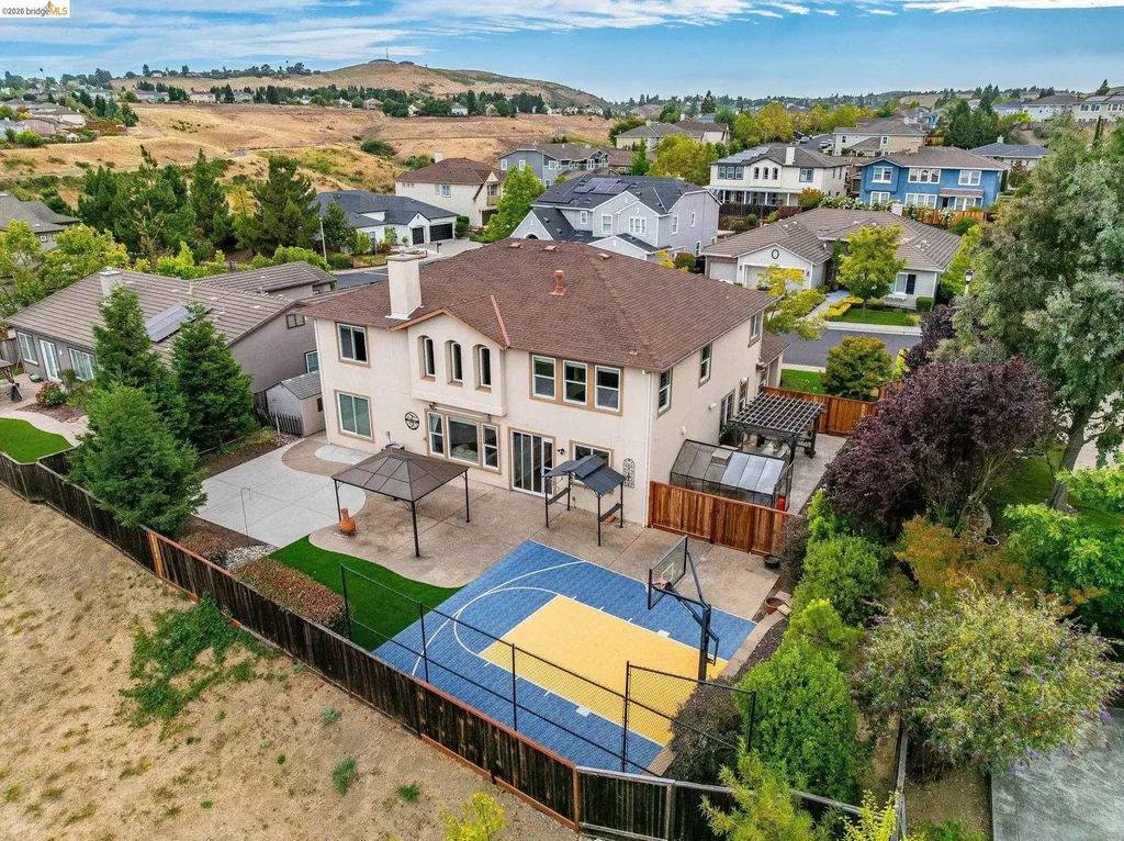 417 Mcallister Drive Benicia CA 94510