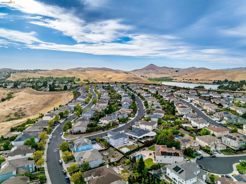 417 Mcallister Drive Benicia CA 94510