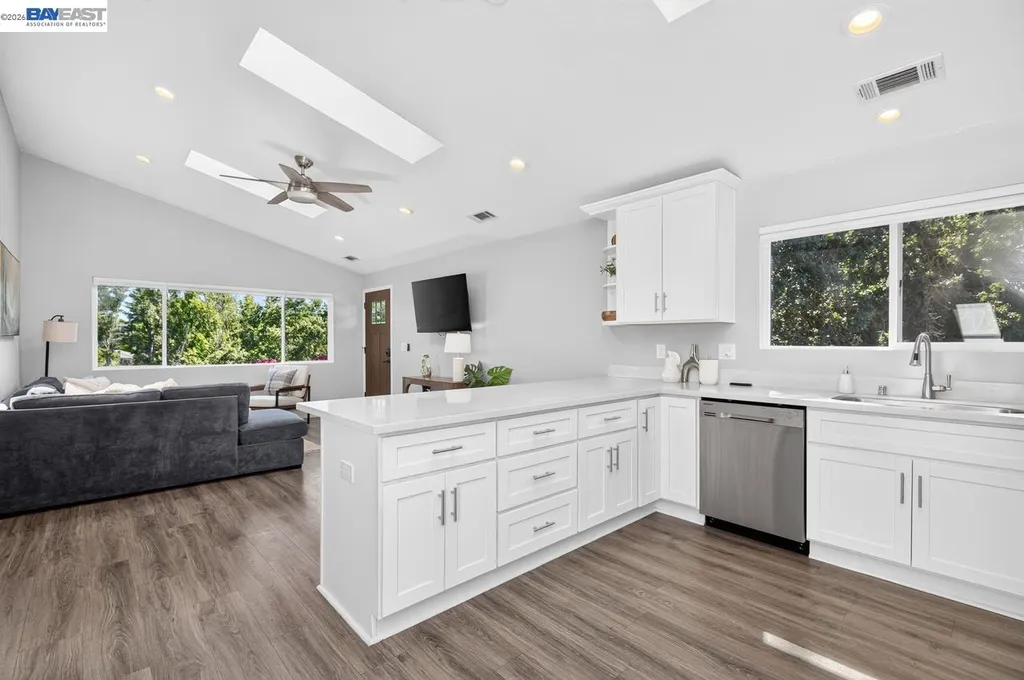 495 Adams Way Pleasanton CA 94566