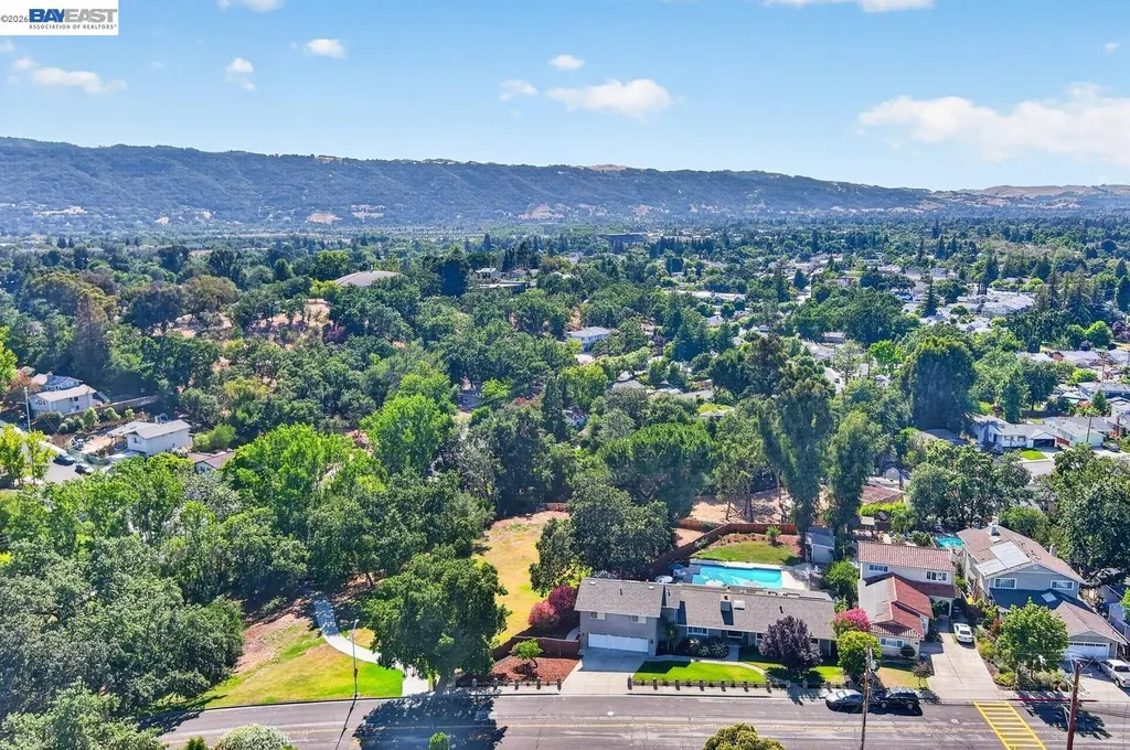 495 Adams Way Pleasanton CA 94566