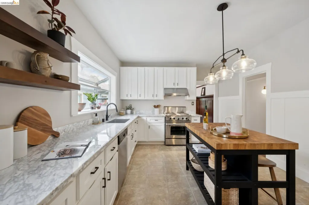 391 51st Street Oakland CA 94609