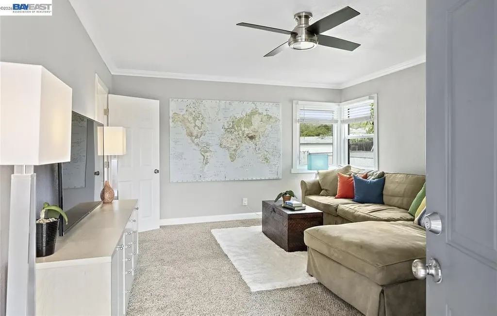 2253 Warner Avenue Oakland CA 94603