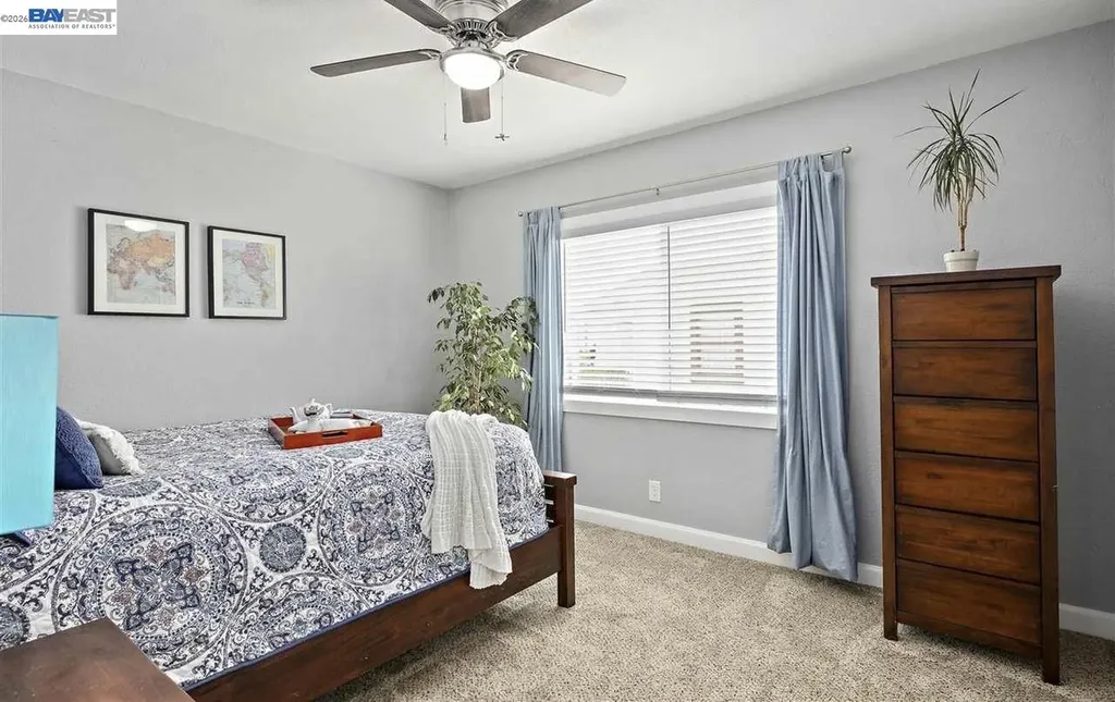 2253 Warner Avenue Oakland CA 94603