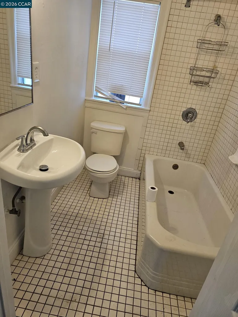 3103 Esmond Avenue Richmond CA 94804
