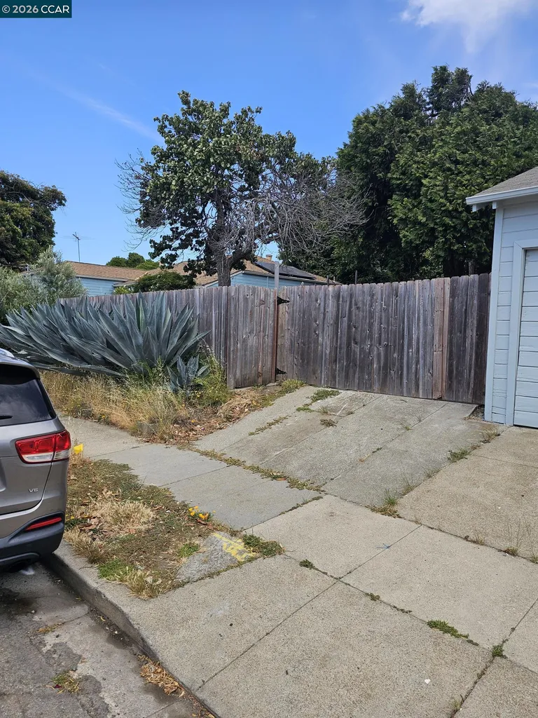 3103 Esmond Avenue Richmond CA 94804