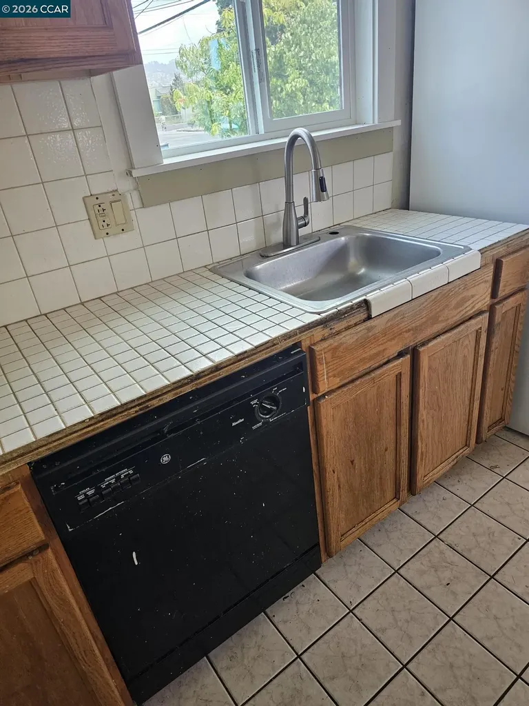3103 Esmond Avenue Richmond CA 94804