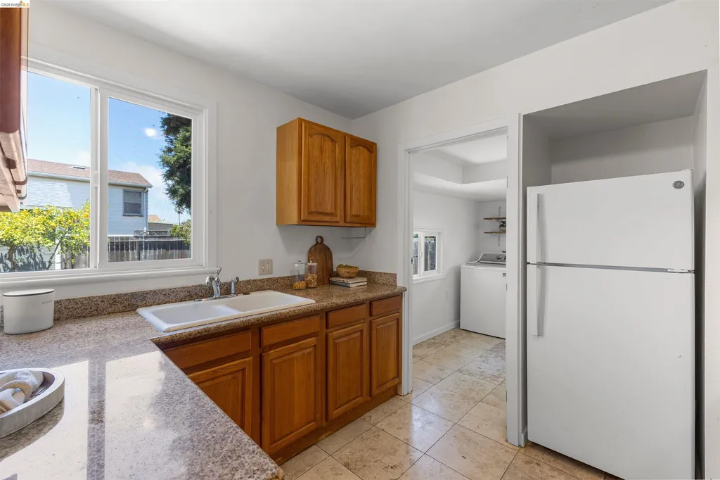 5101 Tehama Avenue Richmond CA 94804