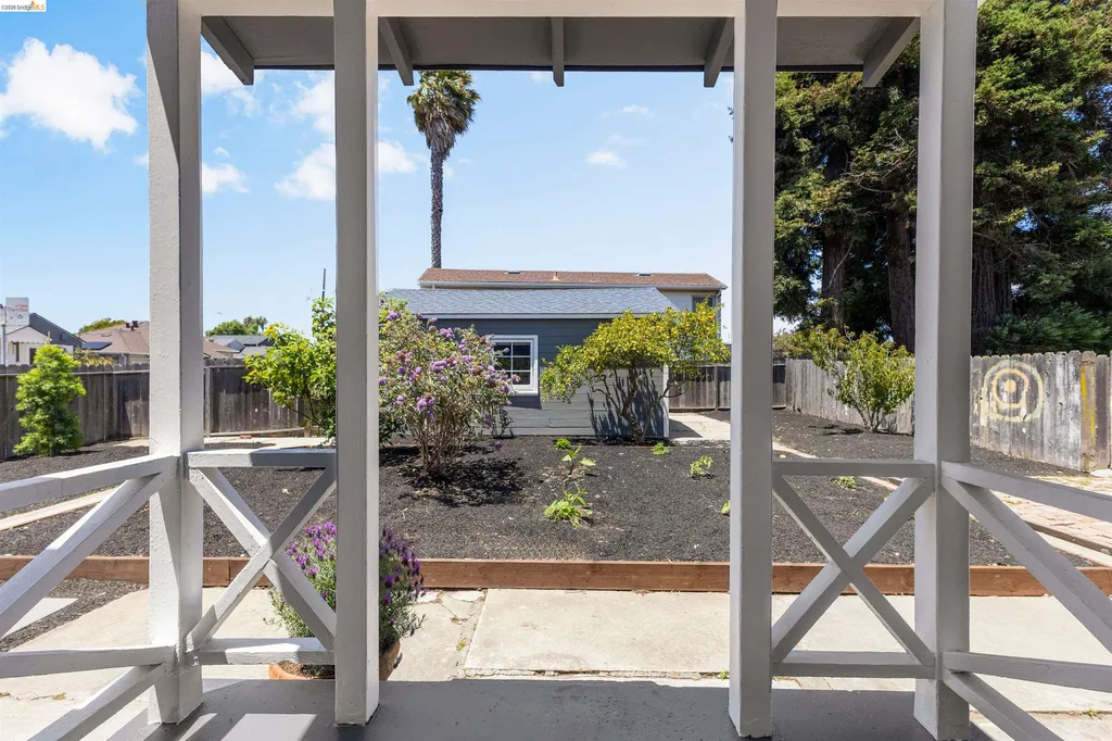 5101 Tehama Avenue Richmond CA 94804
