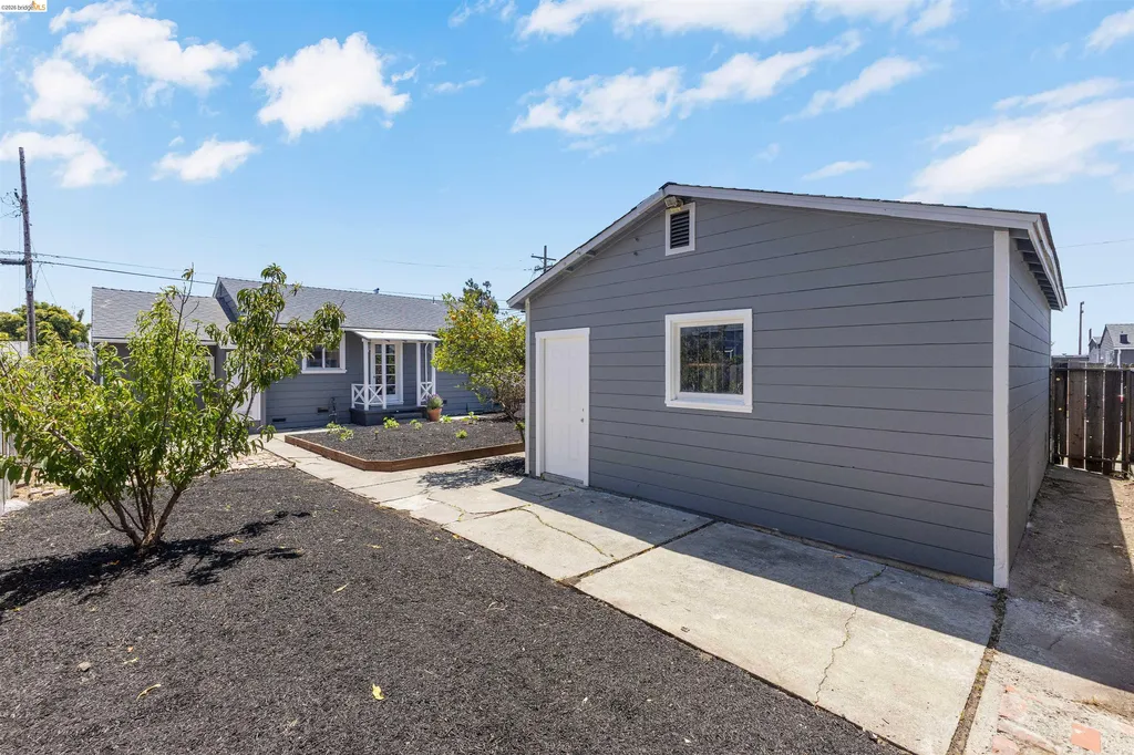 5101 Tehama Avenue Richmond CA 94804