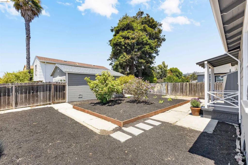 5101 Tehama Avenue Richmond CA 94804