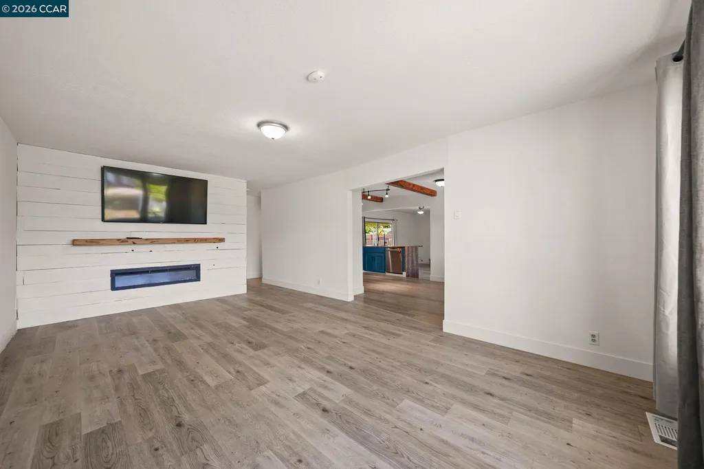 1 Lake Circle Antioch CA 94509