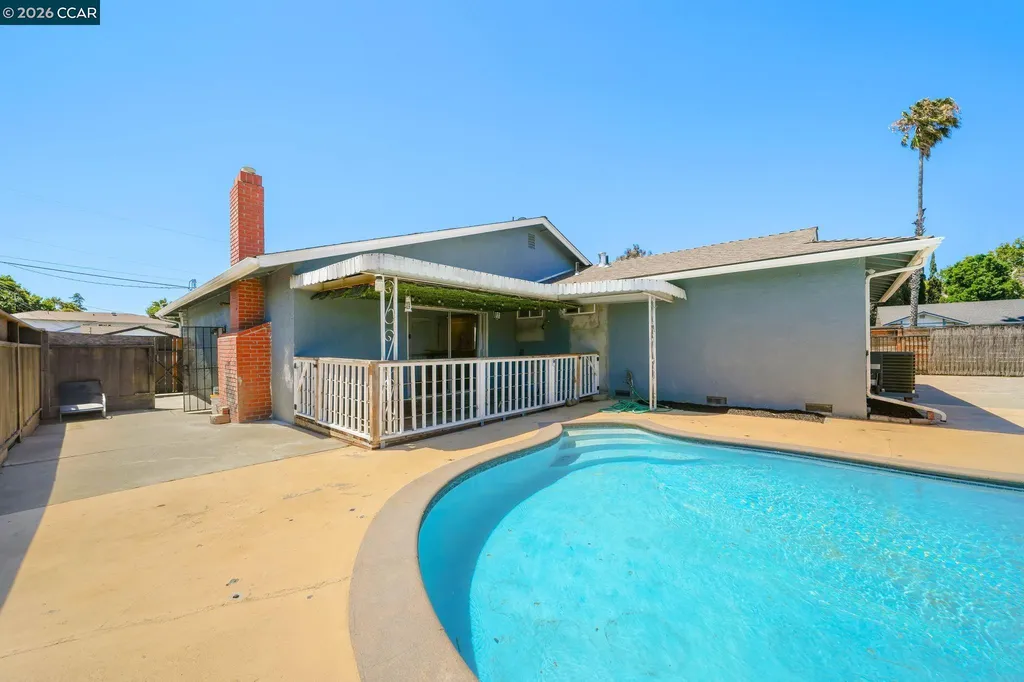 1 Lake Circle Antioch CA 94509