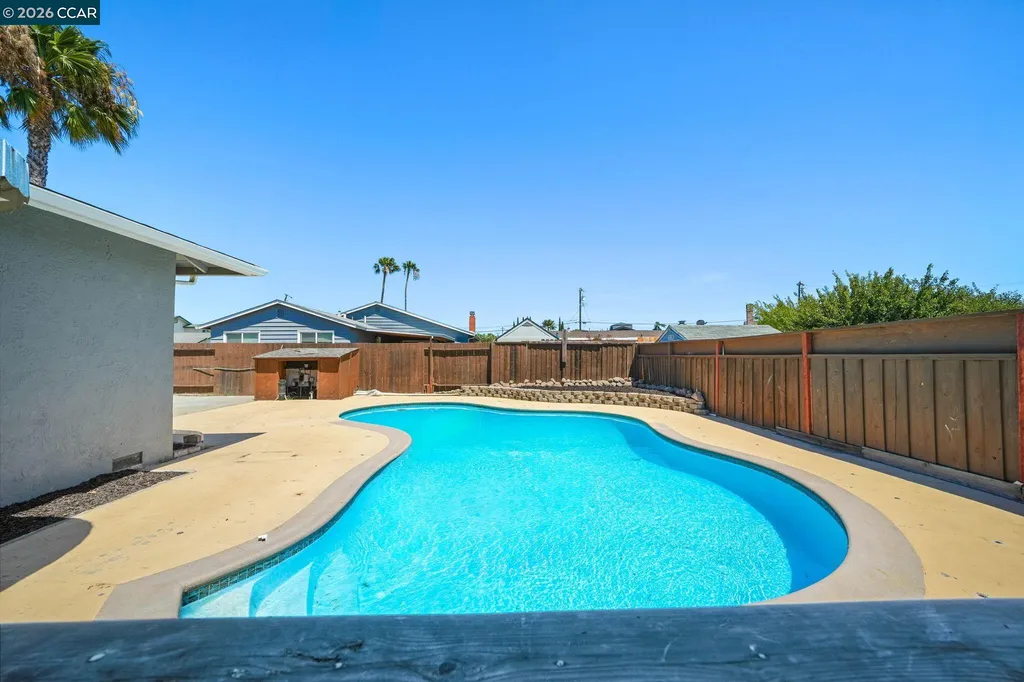 1 Lake Circle Antioch CA 94509