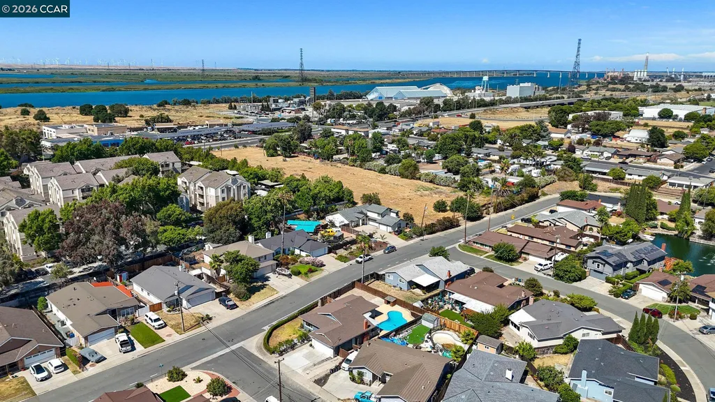 1 Lake Circle Antioch CA 94509