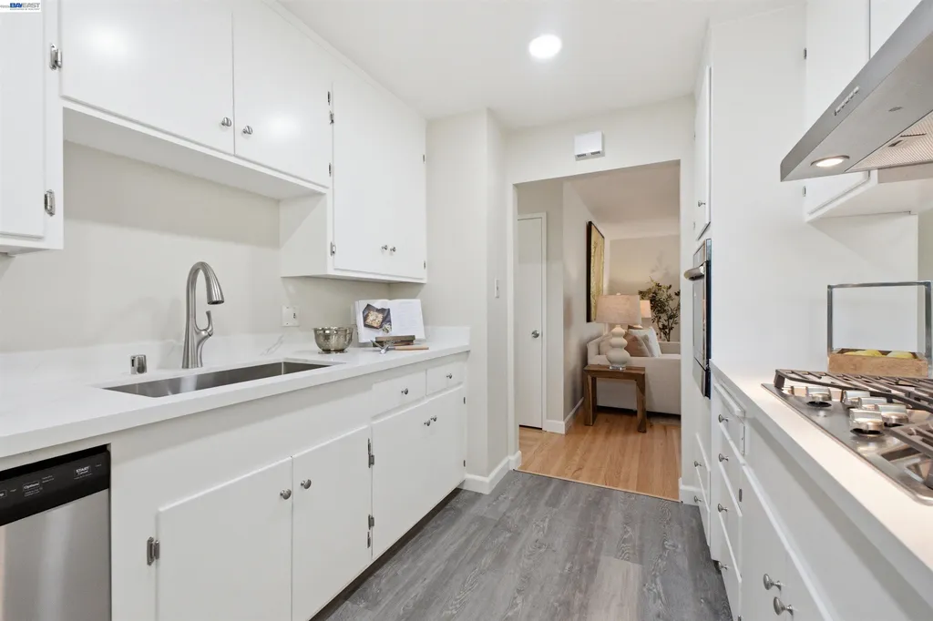 1478 Plaza Drive San Leandro CA 94578