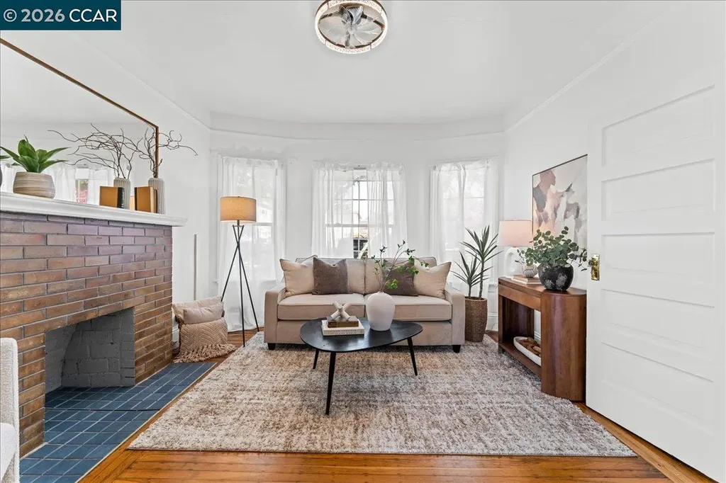 1538 Russell Street Berkeley CA 94703