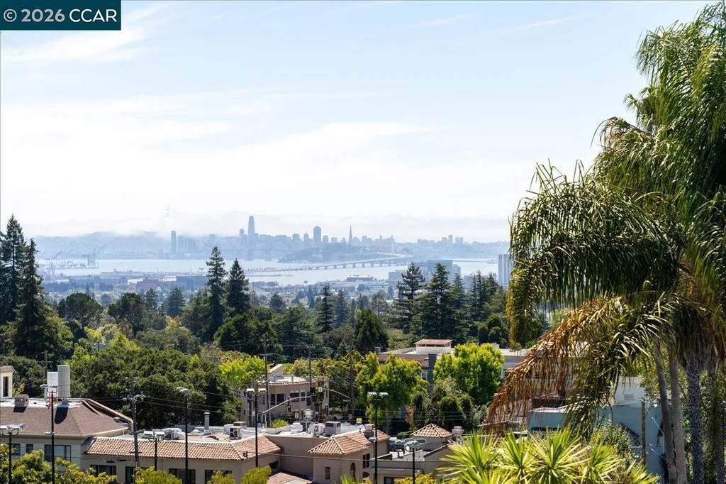 1538 Russell Street Berkeley CA 94703