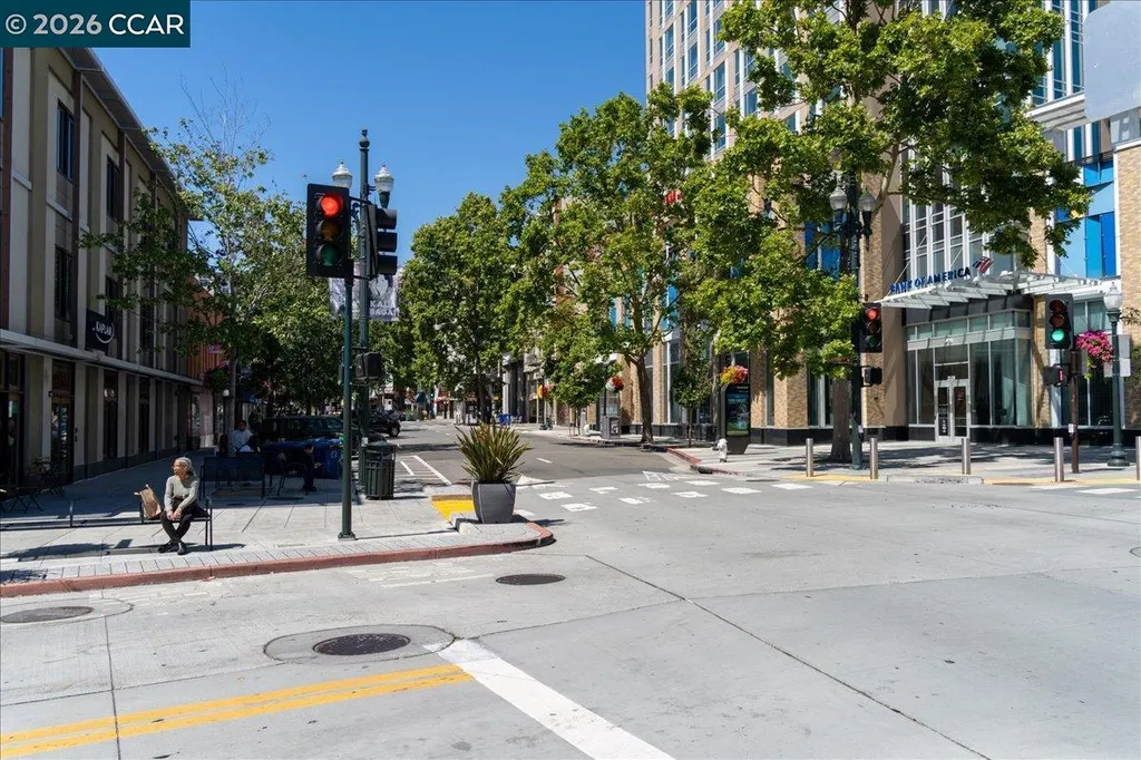 1538 Russell Street Berkeley CA 94703