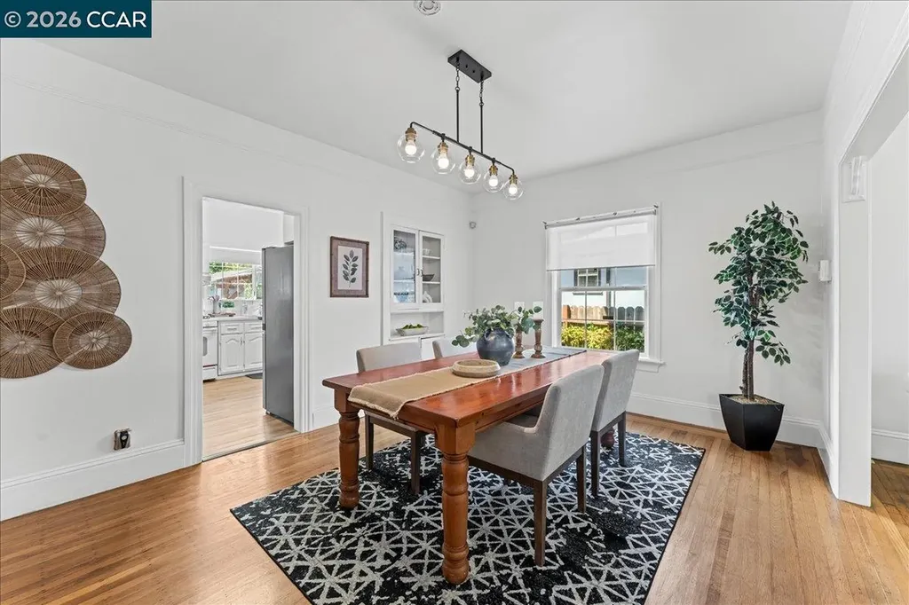 1538 Russell Street Berkeley CA 94703
