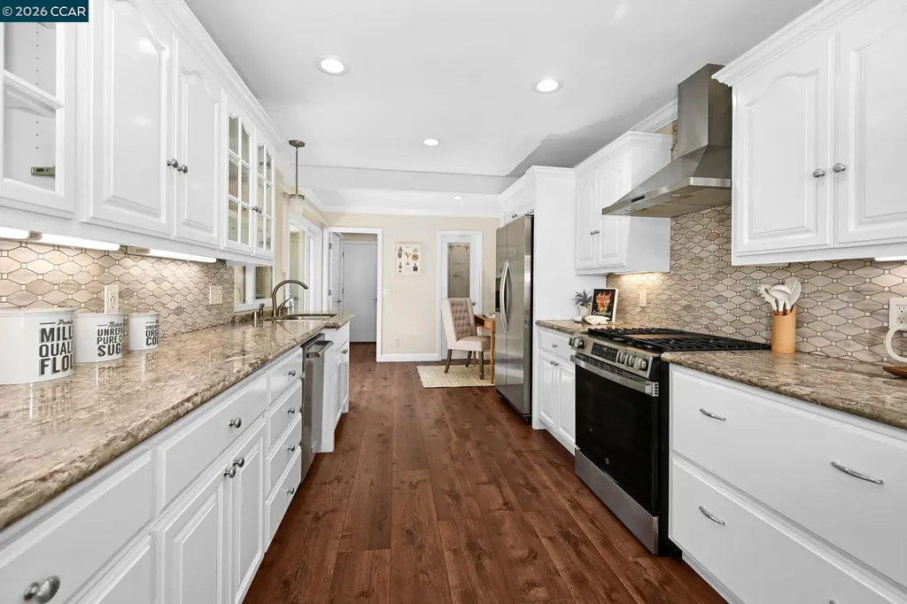 706 Lakeside Court Danville CA 94526