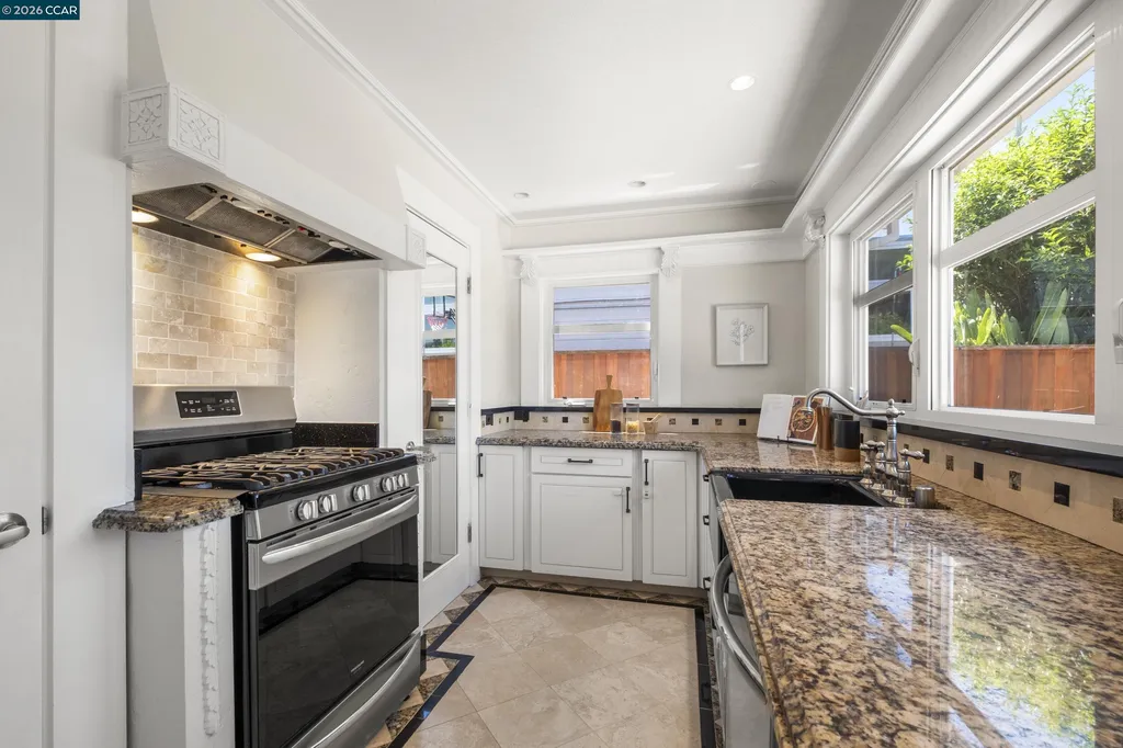 4486 Lawrence Drive Castro Valley CA 94546