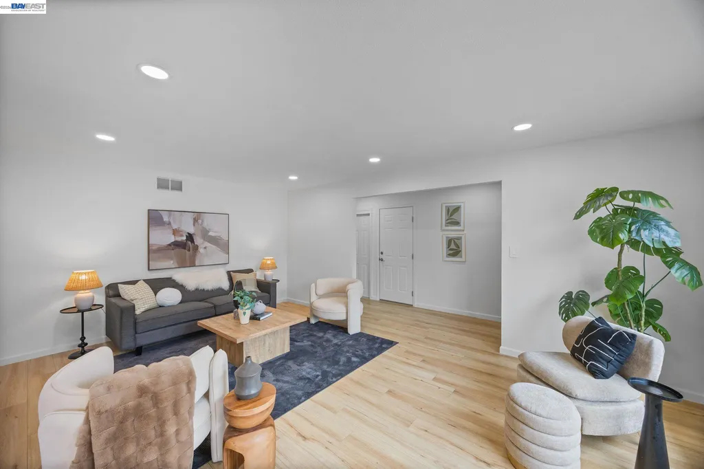 39525 Eric Street Fremont CA 94538