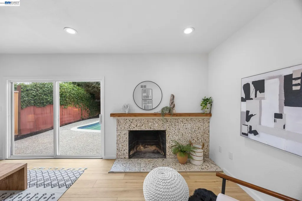 39525 Eric Street Fremont CA 94538