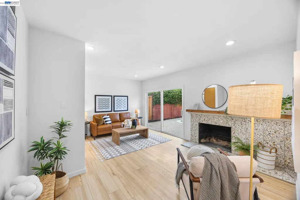 39525 Eric Street Fremont CA 94538