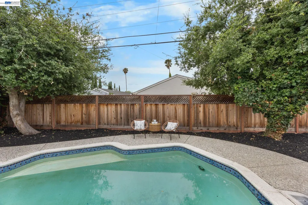 39525 Eric Street Fremont CA 94538