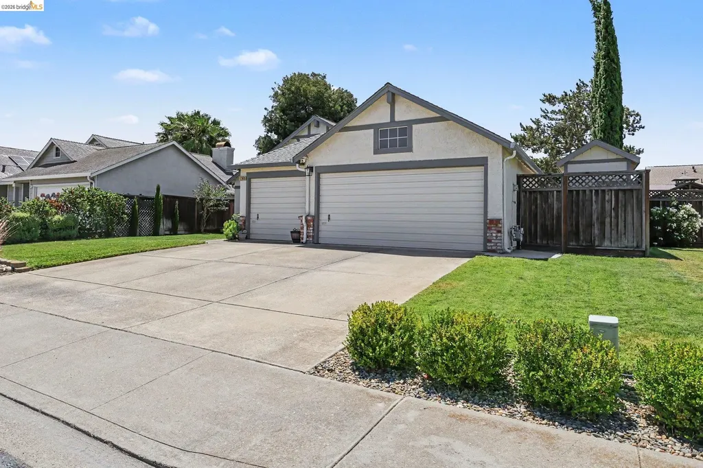 1749 Domaine Way Oakley CA 94561