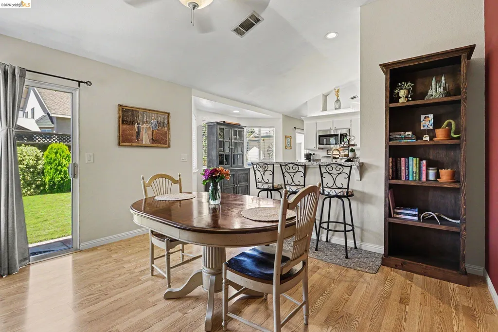 1749 Domaine Way Oakley CA 94561