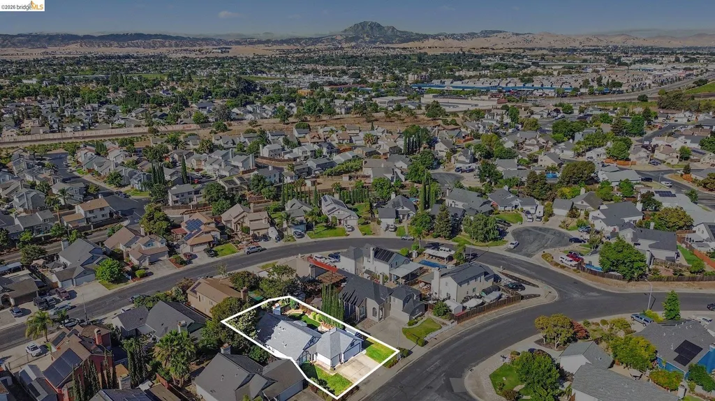 1749 Domaine Way Oakley CA 94561