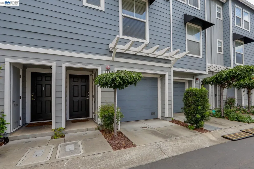 668 Grand Terrace Hayward CA 94541